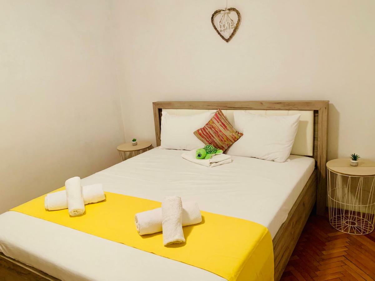 تيميشورا Ultracentral Apartment With All You Need: Wifi, Tv, Ac, Washer, Coffe المظهر الخارجي الصورة