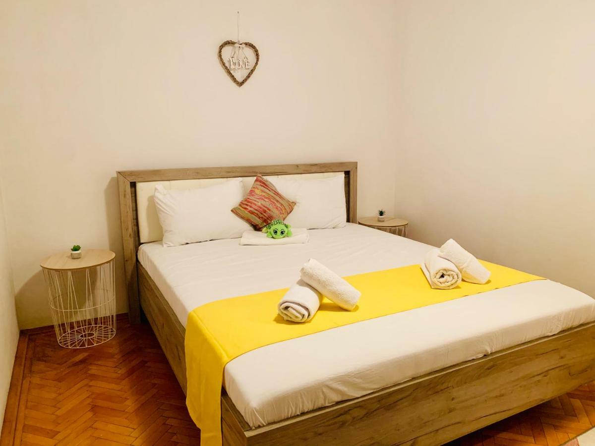 تيميشورا Ultracentral Apartment With All You Need: Wifi, Tv, Ac, Washer, Coffe المظهر الخارجي الصورة