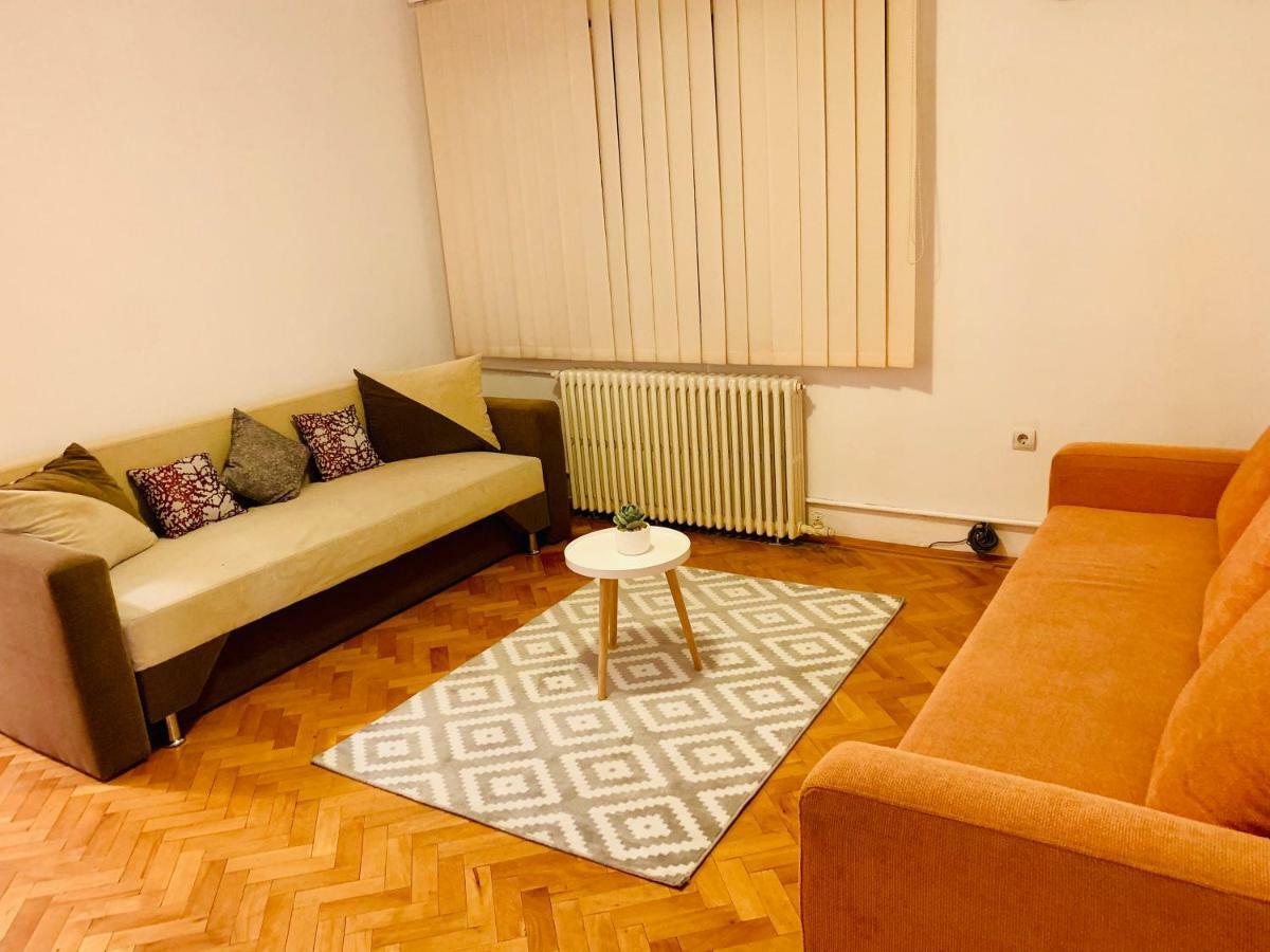 تيميشورا Ultracentral Apartment With All You Need: Wifi, Tv, Ac, Washer, Coffe المظهر الخارجي الصورة
