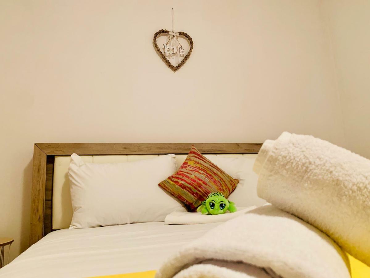 تيميشورا Ultracentral Apartment With All You Need: Wifi, Tv, Ac, Washer, Coffe المظهر الخارجي الصورة
