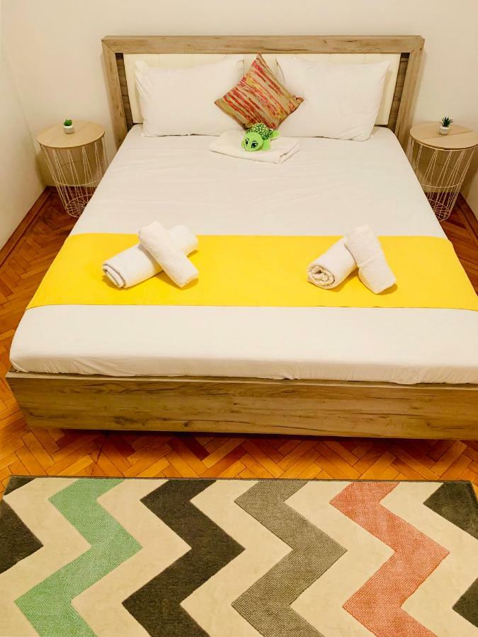 تيميشورا Ultracentral Apartment With All You Need: Wifi, Tv, Ac, Washer, Coffe المظهر الخارجي الصورة
