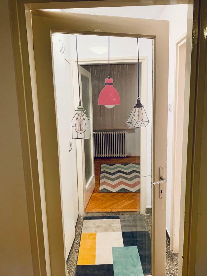 تيميشورا Ultracentral Apartment With All You Need: Wifi, Tv, Ac, Washer, Coffe المظهر الخارجي الصورة