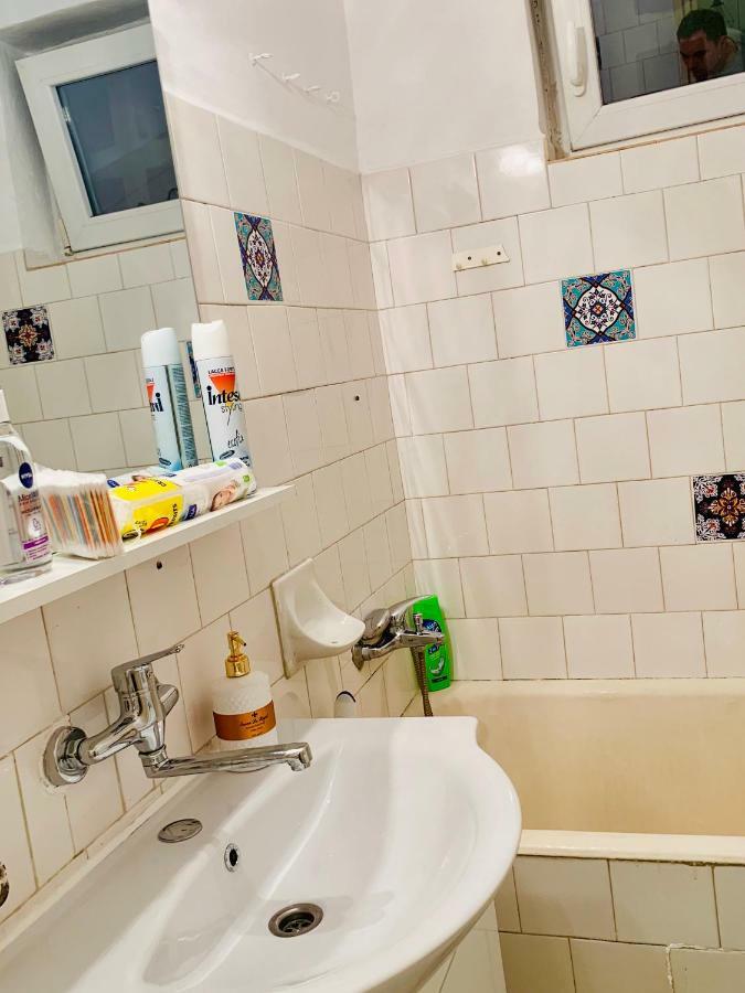 تيميشورا Ultracentral Apartment With All You Need: Wifi, Tv, Ac, Washer, Coffe المظهر الخارجي الصورة