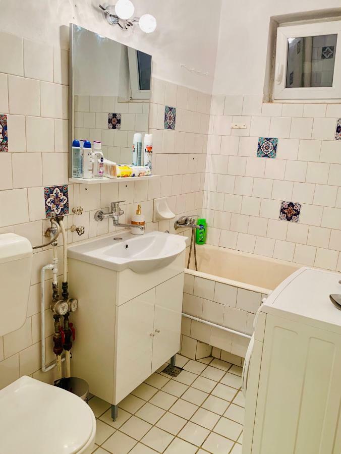 تيميشورا Ultracentral Apartment With All You Need: Wifi, Tv, Ac, Washer, Coffe المظهر الخارجي الصورة