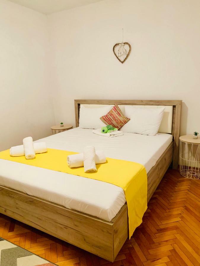 تيميشورا Ultracentral Apartment With All You Need: Wifi, Tv, Ac, Washer, Coffe المظهر الخارجي الصورة