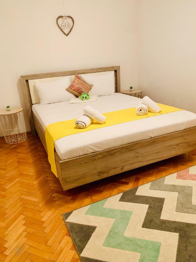 تيميشورا Ultracentral Apartment With All You Need: Wifi, Tv, Ac, Washer, Coffe المظهر الخارجي الصورة